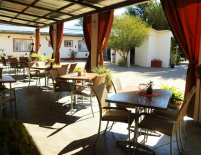 Гостиница Omaruru Guesthouse  Omaruru